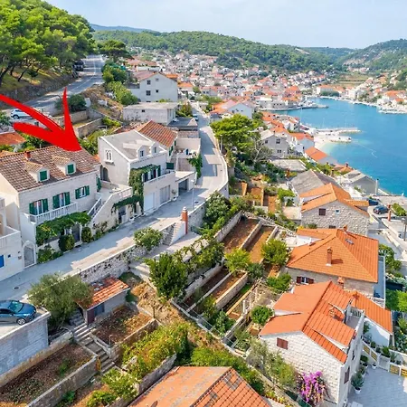 Darija - With Sea View St Apartment Pucisca